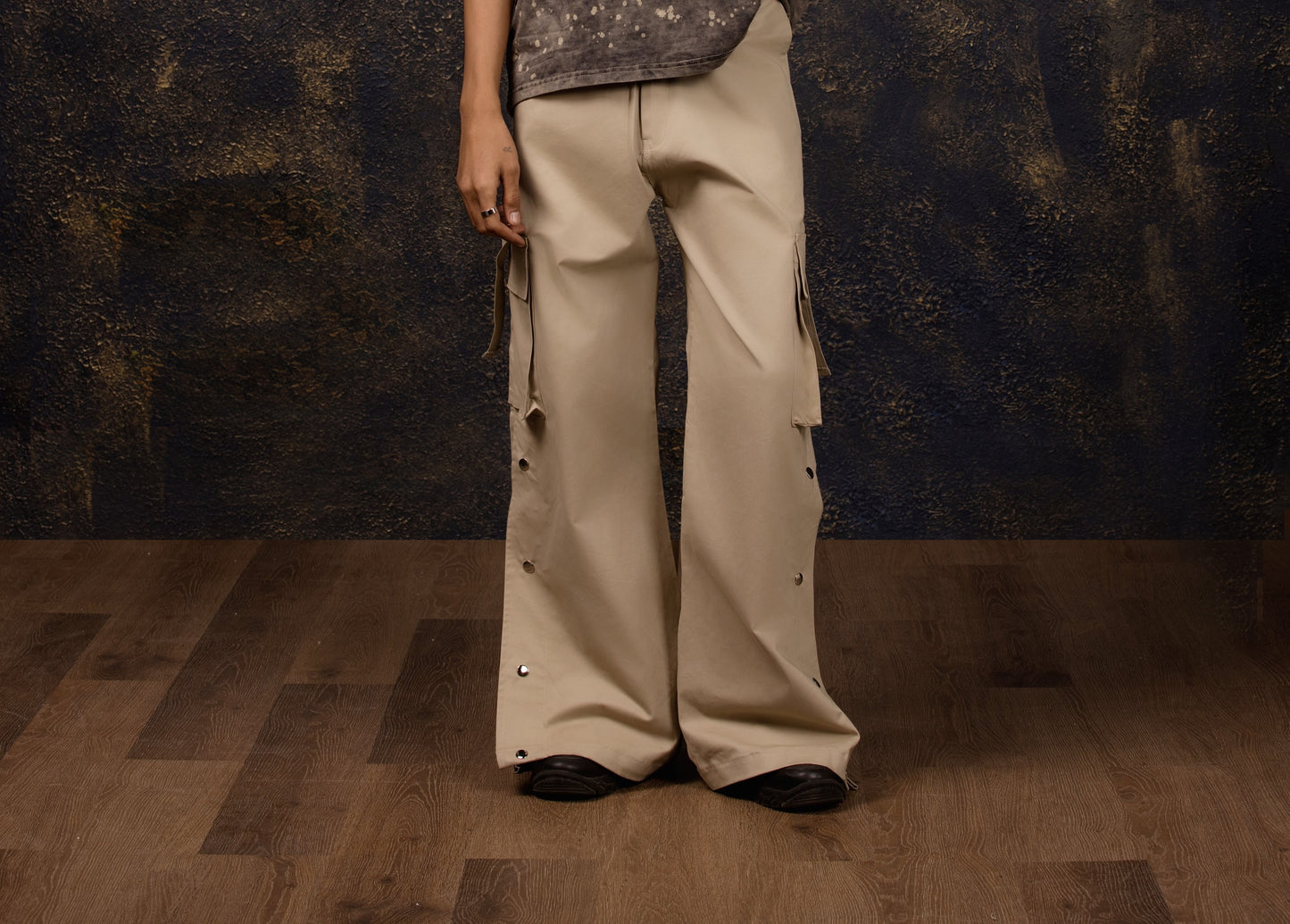 Wide Leg Buttoned down Pants