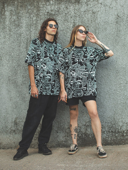 Black Faces Oversized T-shirt - ORE OFE