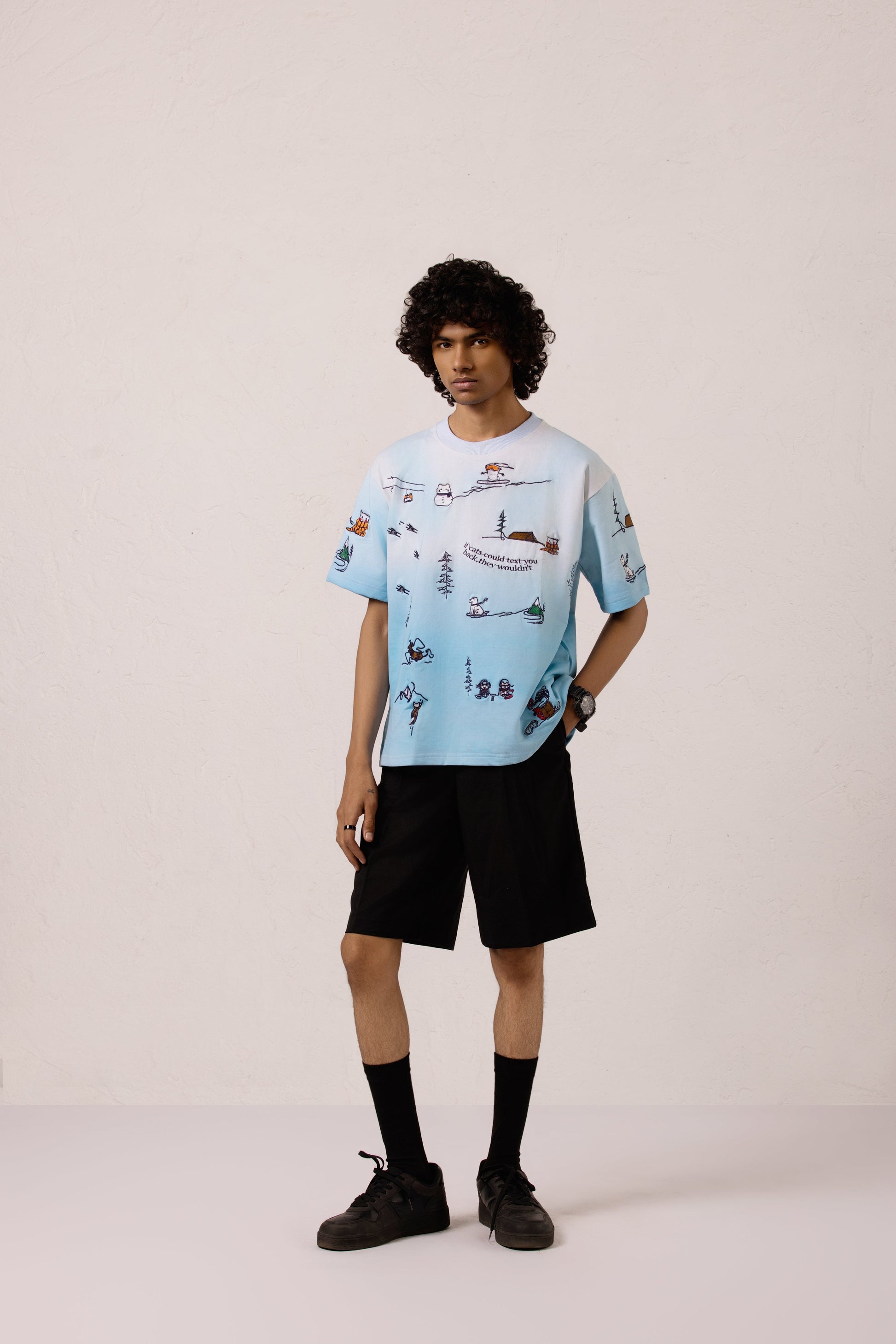Snowy Dreams Oversized T-shirt - ORE OFE