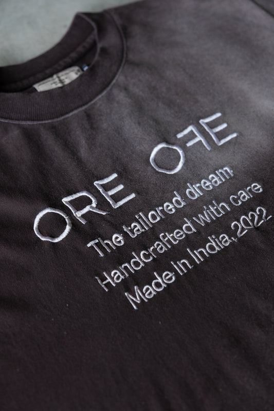 The Tailored Dream Oversized T-shirt - ORE OFE