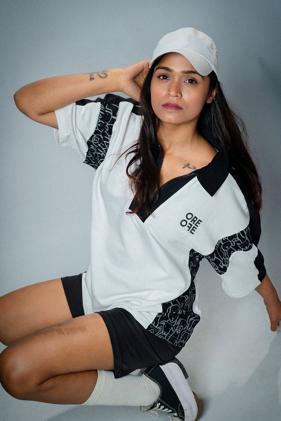 White & Black Oversized Polo - ORE OFE