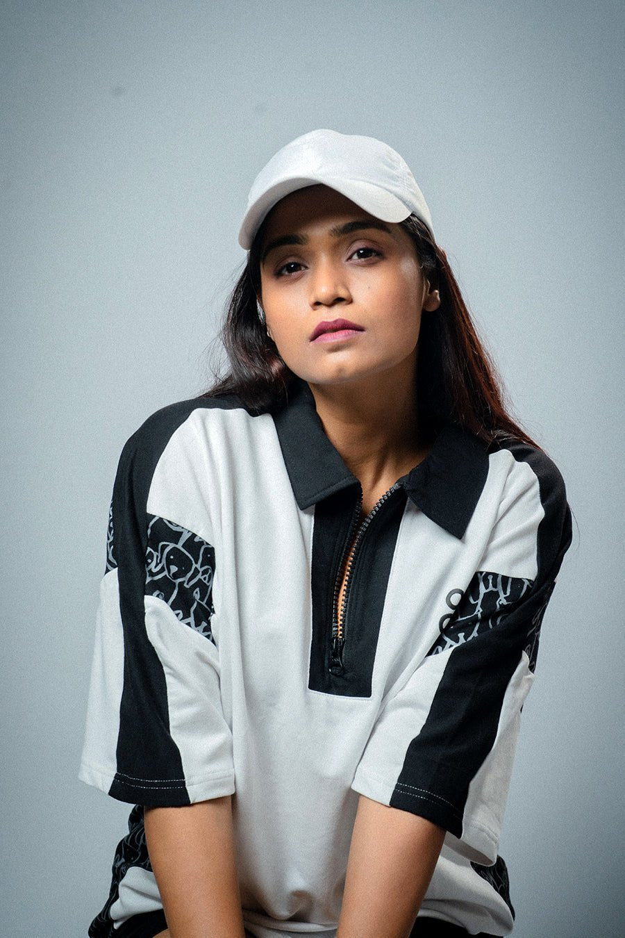 White & Black Oversized Polo - ORE OFE