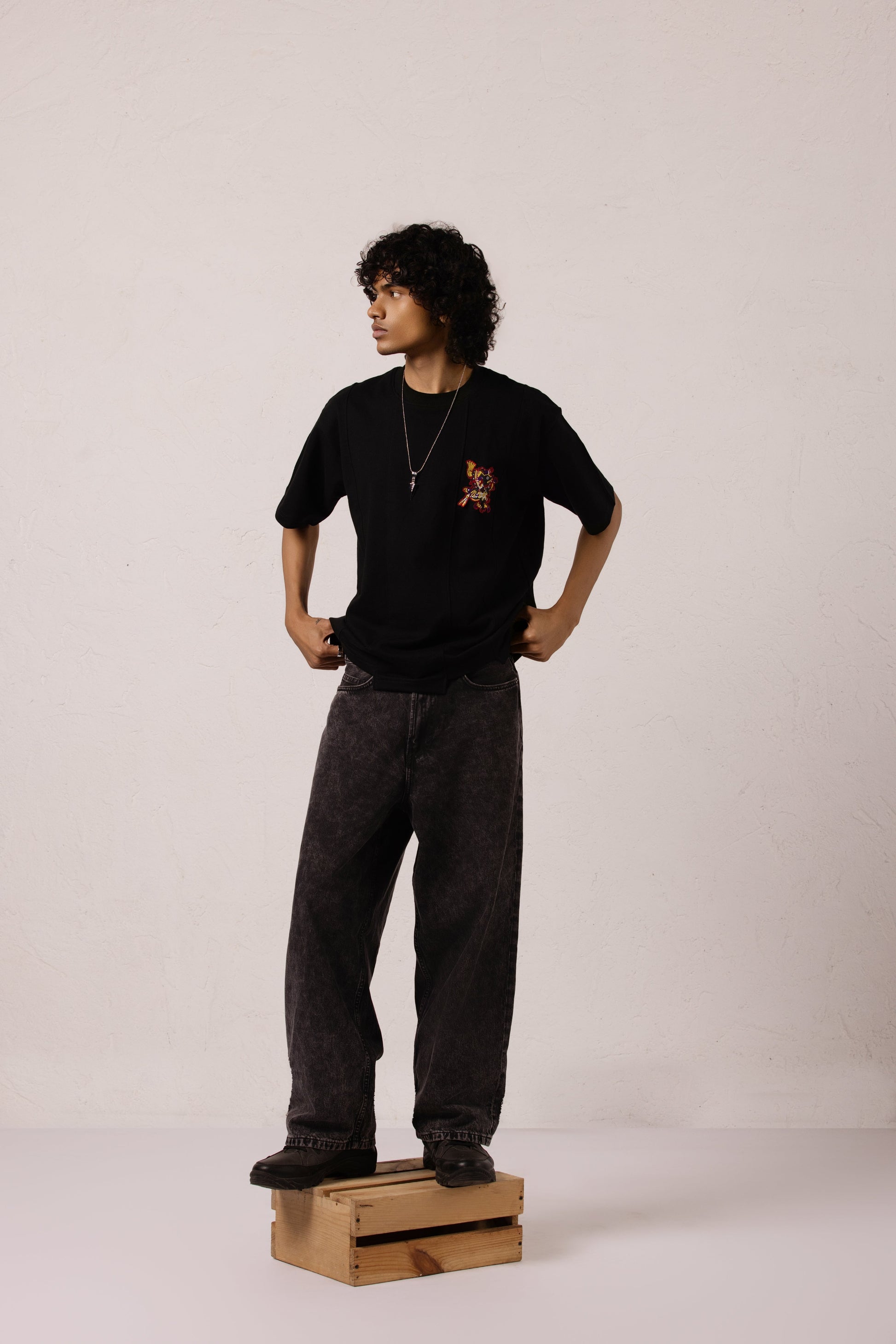 Xolotl Oversized T-shirt Black - ORE OFE